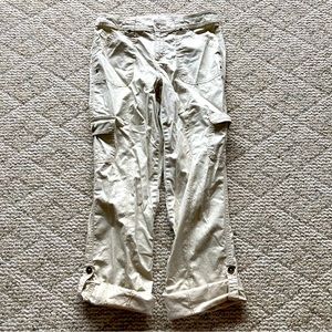 5/$15 St. John’s Bay Light Tan Roll-Cuff Capris/Pants 6